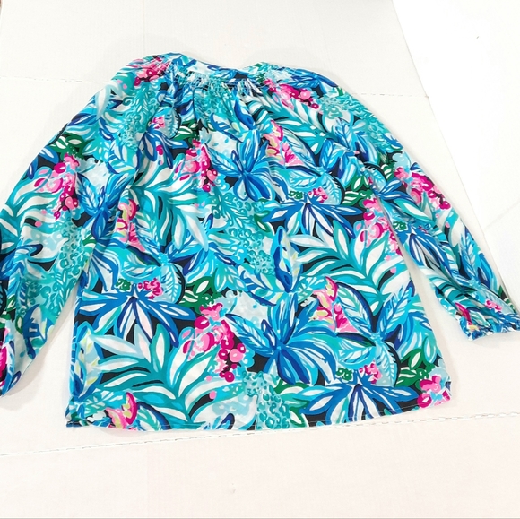 Lilly Pulitzer Elsa Silk Top in Maldives Green Hype It Up - Picture 4 of 6